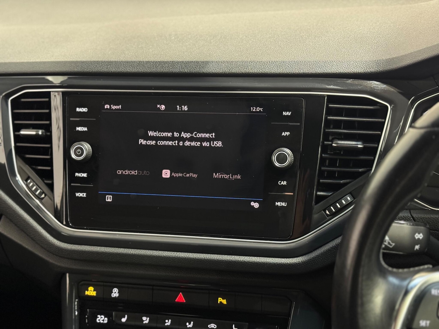 Used Volkswagen T-Roc 2019 for sale - 77016813: Photo 15