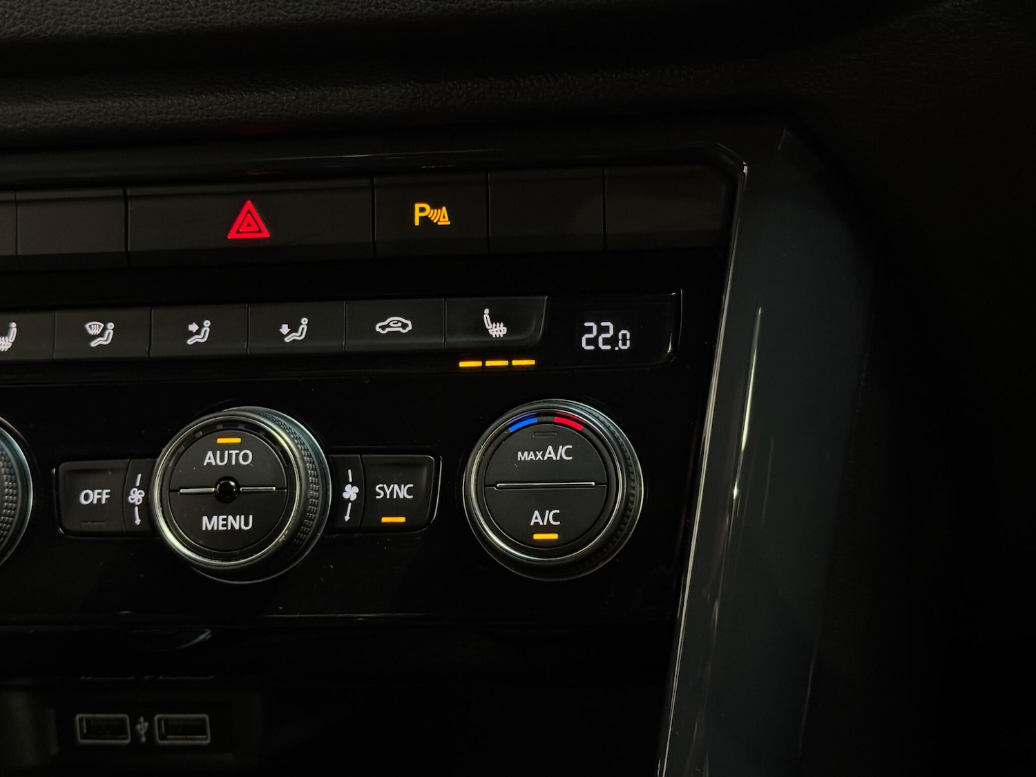 Used Volkswagen T-Roc 2019 for sale - 77016813: Photo 36