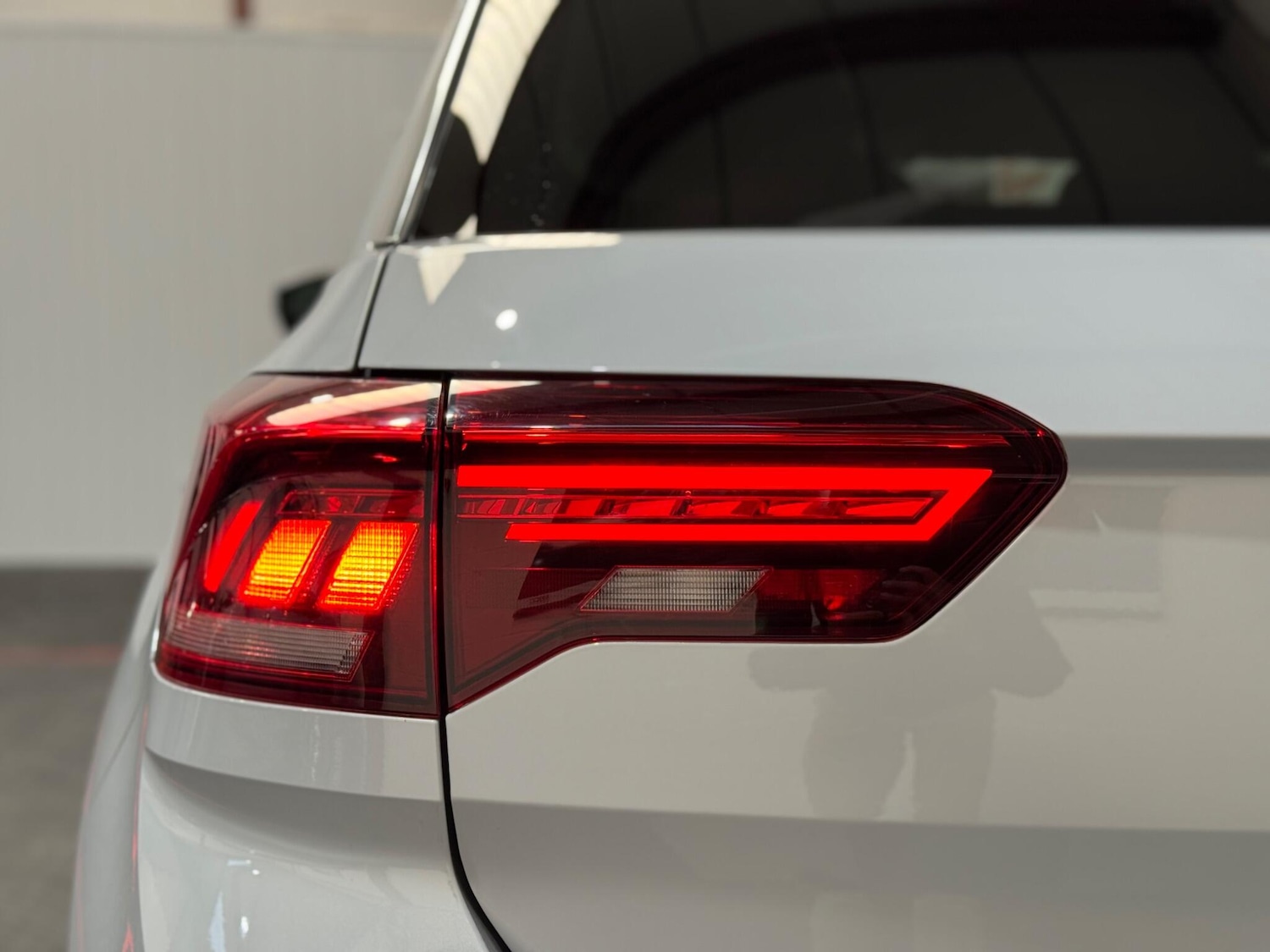 Used Volkswagen T-Roc 2019 for sale - 77016813: Photo 42