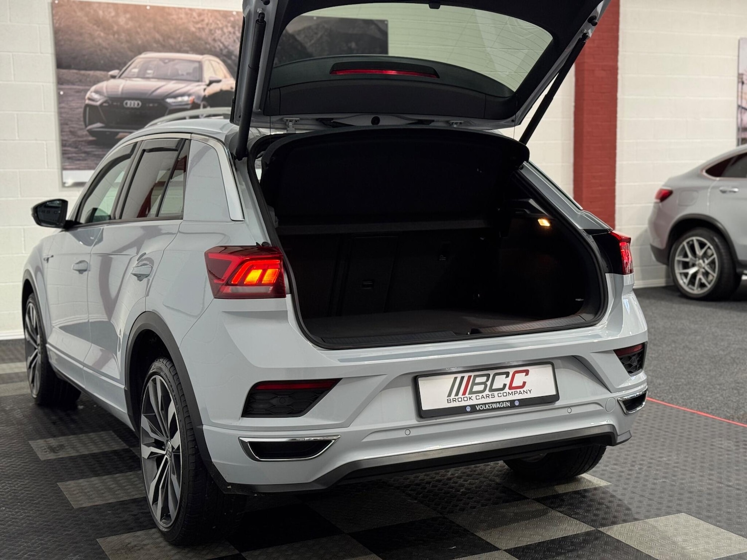 Used Volkswagen T-Roc 2019 for sale - 77016813: Photo 55