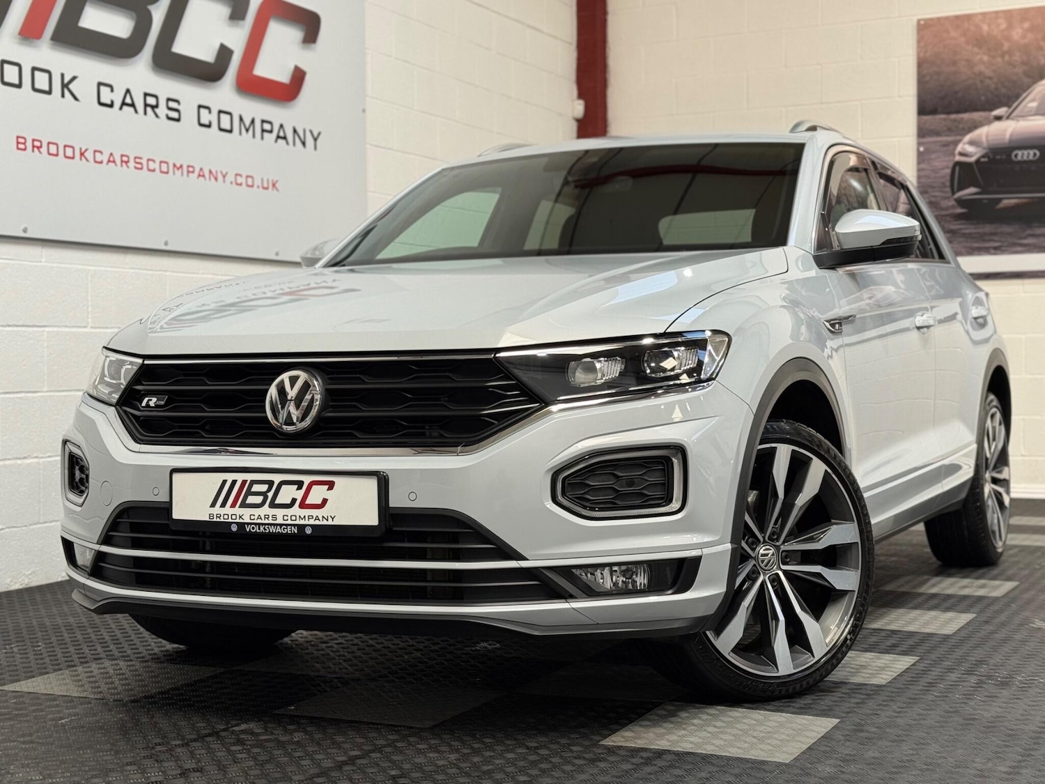 Used Volkswagen T-Roc 2019 for sale - 77016813: Photo 6