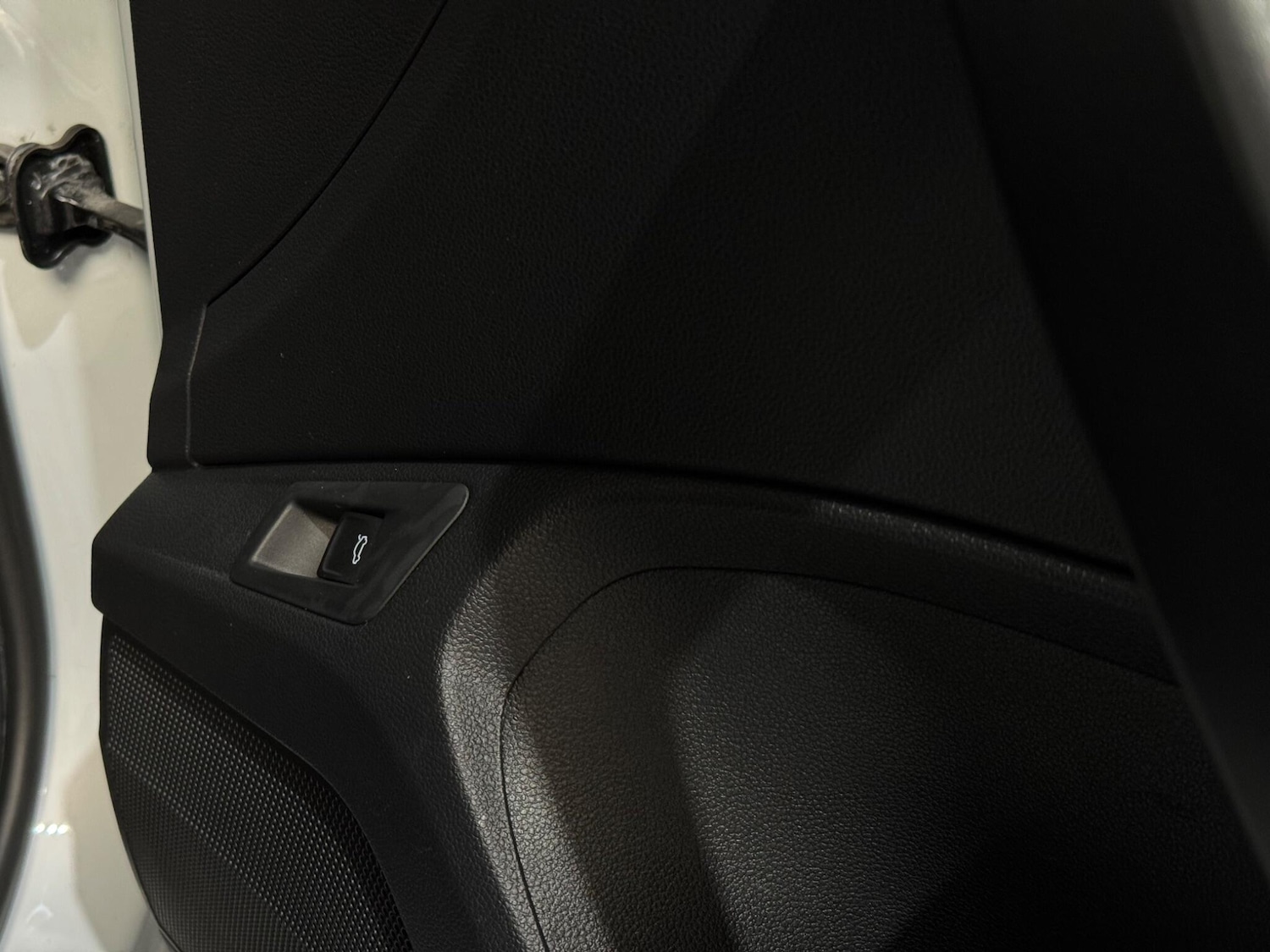 Used Volkswagen T-Roc 2019 for sale - 77016813: Photo 60