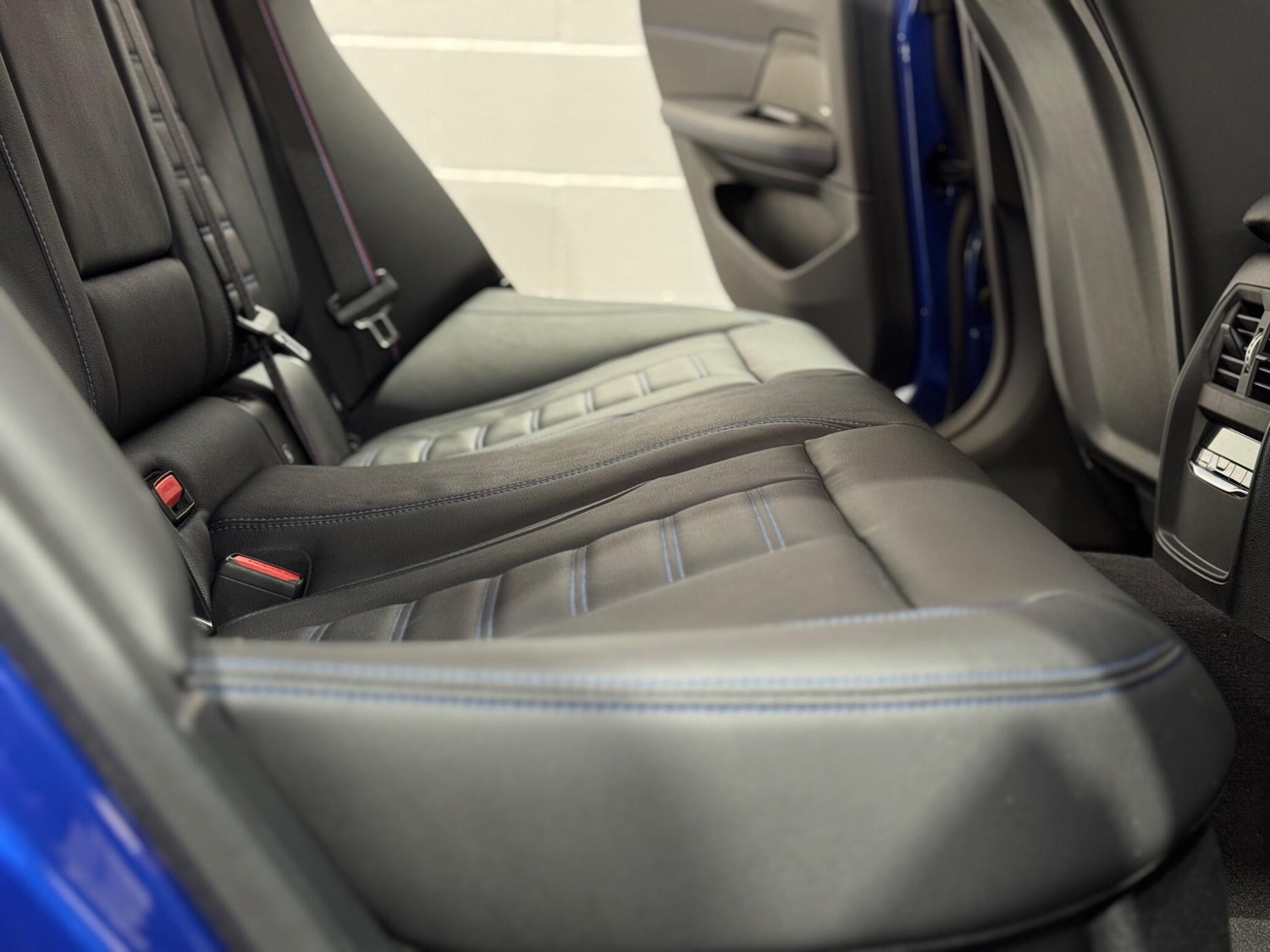 Used BMW i4 2022 for sale - 76608005: Photo 59