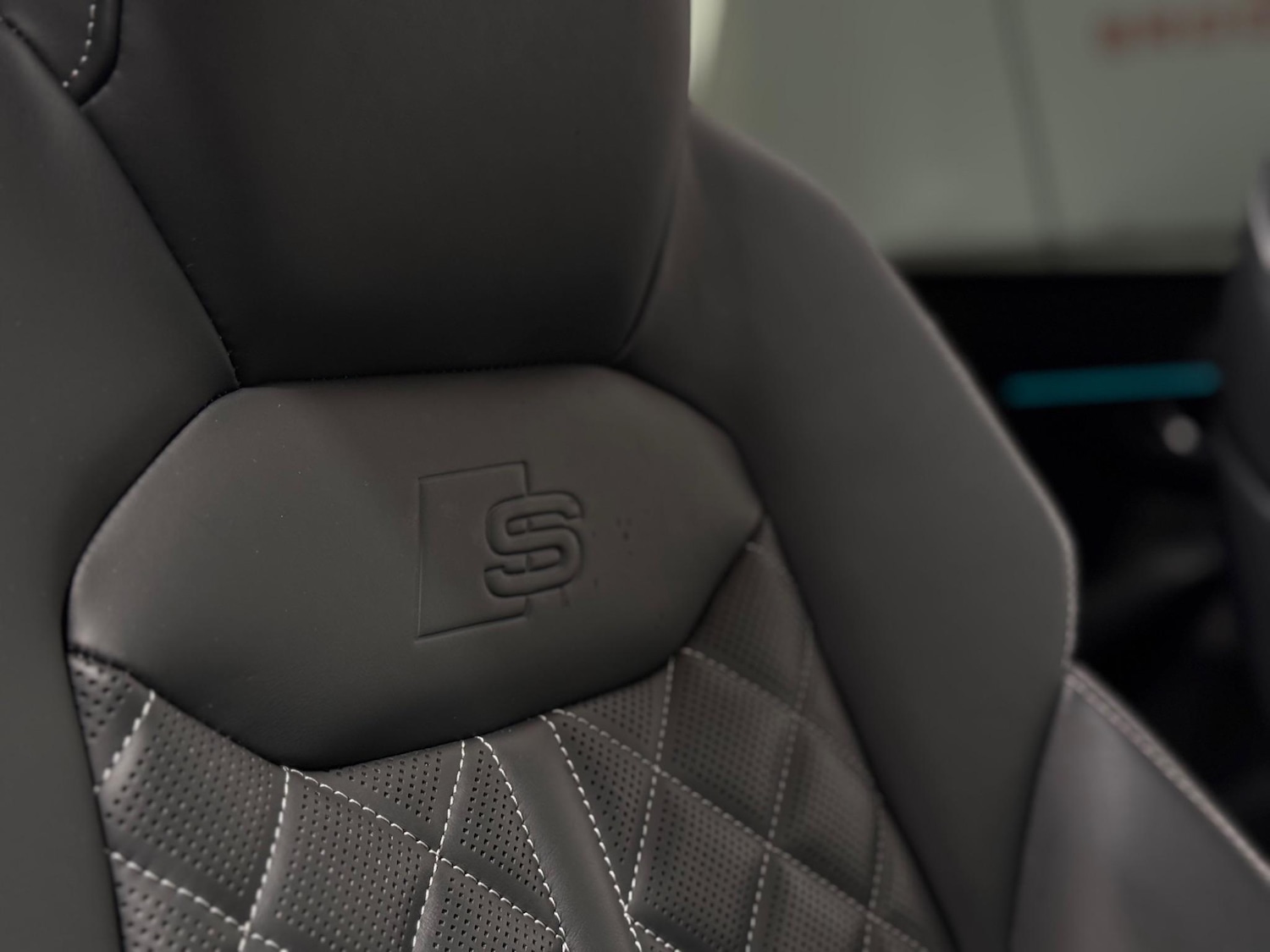 Used Audi Q8 for sale - 78020460: Photo 65