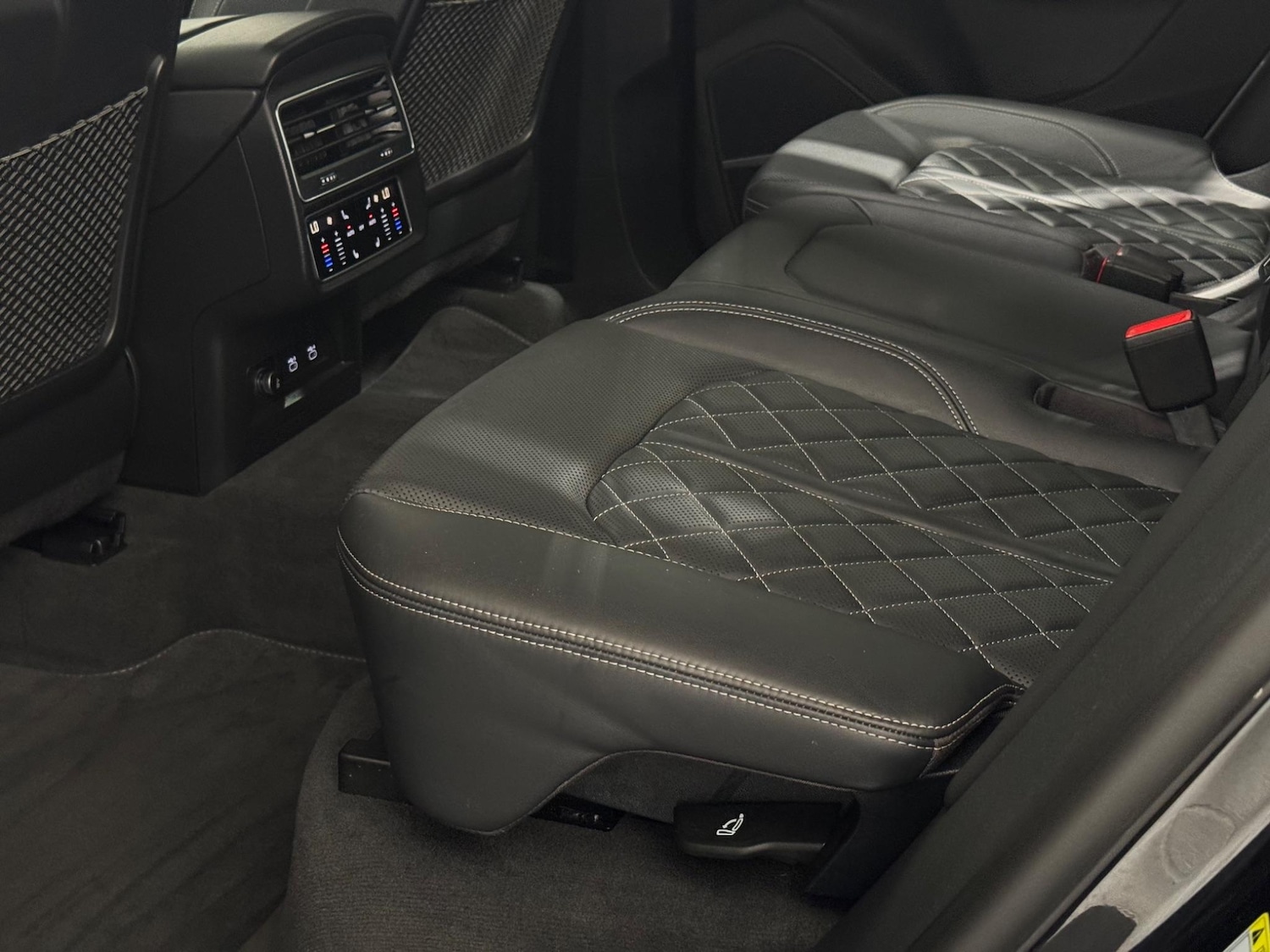 Used Audi Q8 for sale - 78020460: Photo 84