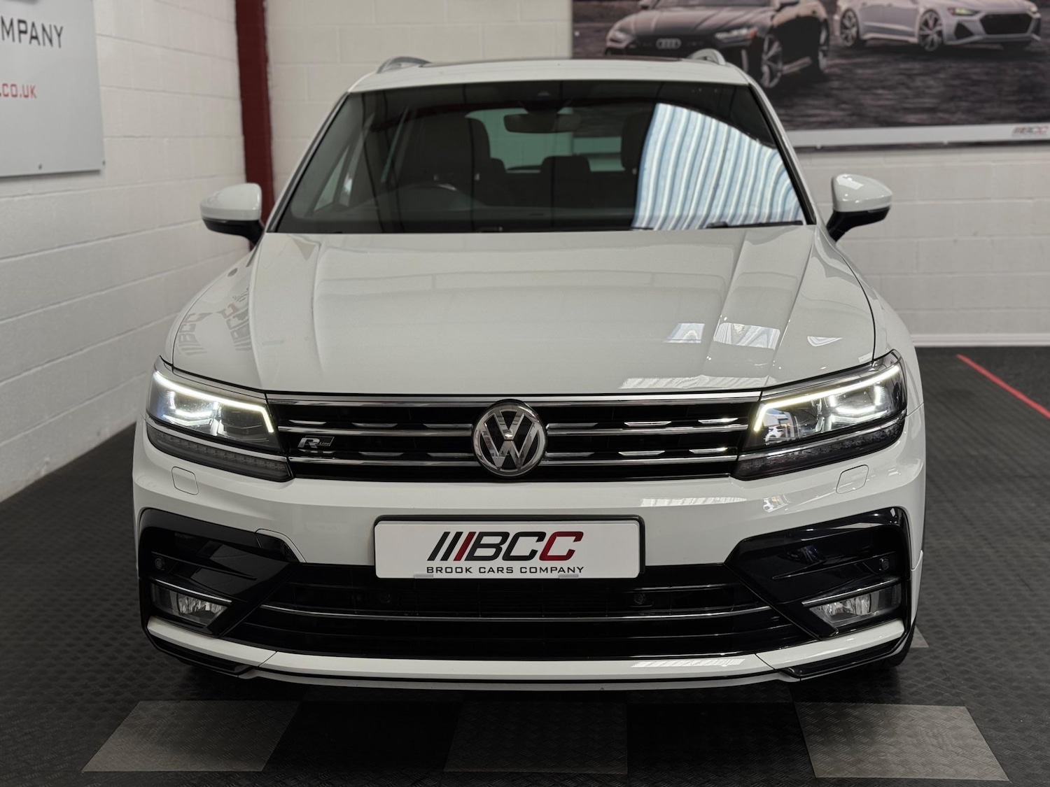 Used Volkswagen Tiguan 2016 for sale - 78047678: Photo 4