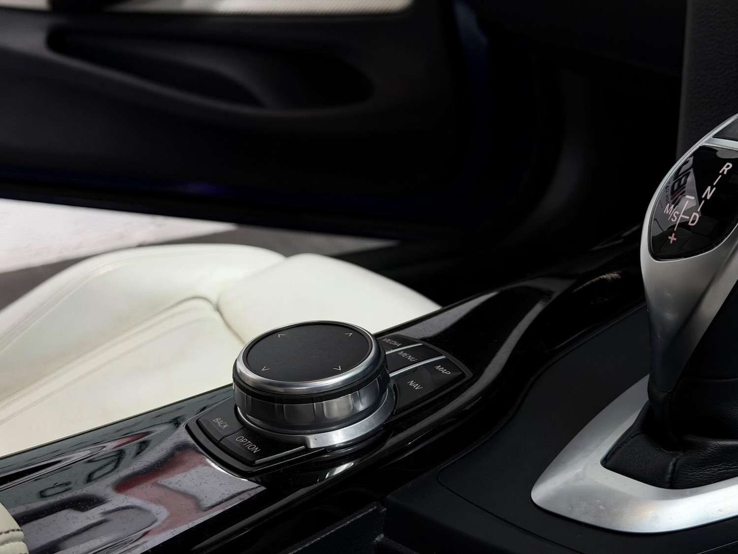 Used BMW 4 Series 2017 for sale - 77455834: Photo 41