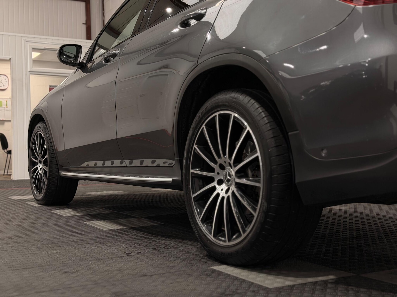 Used Mercedes-Benz GLC 2019 for sale - 77424982: Photo 11