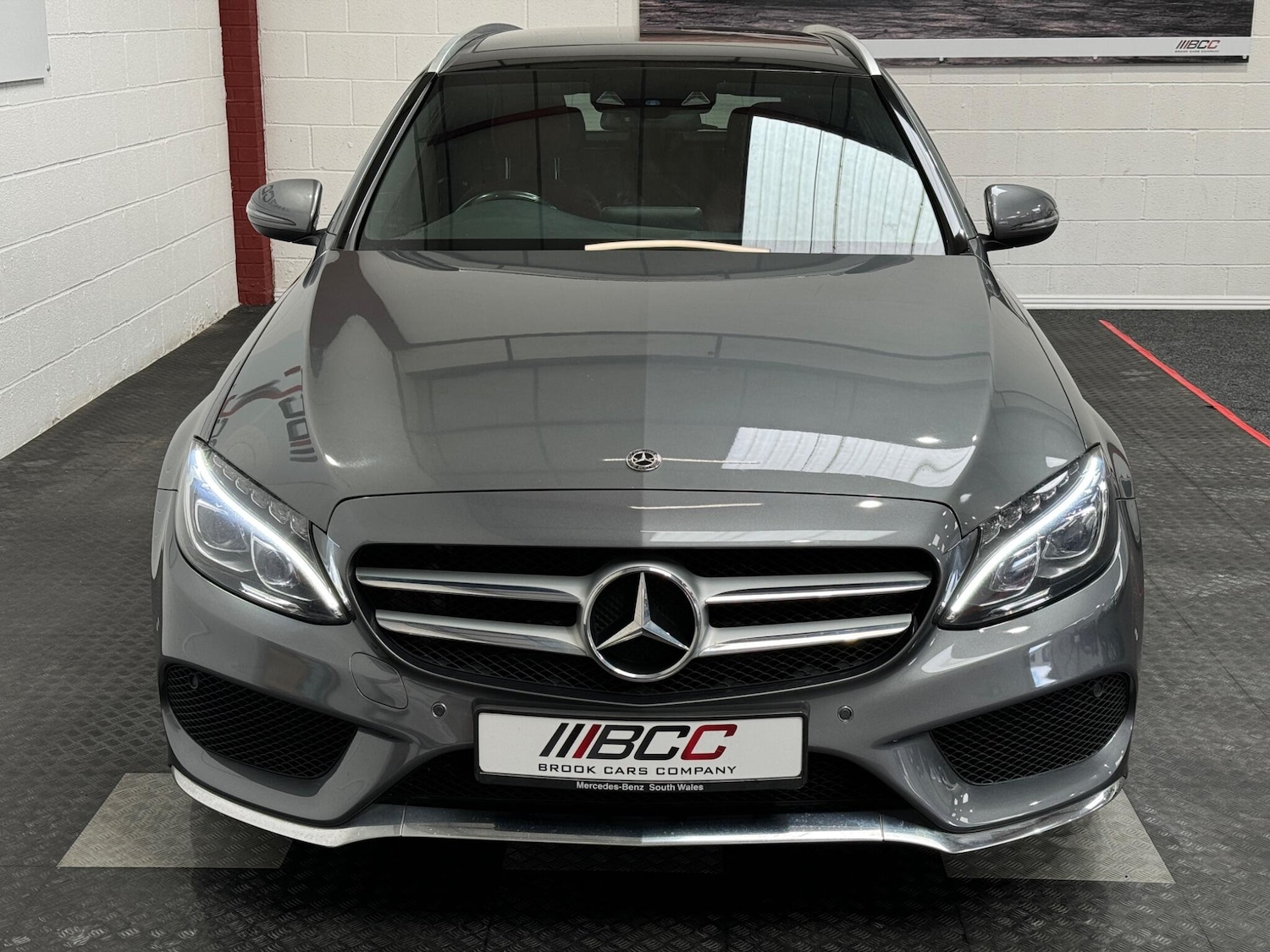 Used Mercedes-Benz C Class 2017 for sale - 76240053: Photo 2