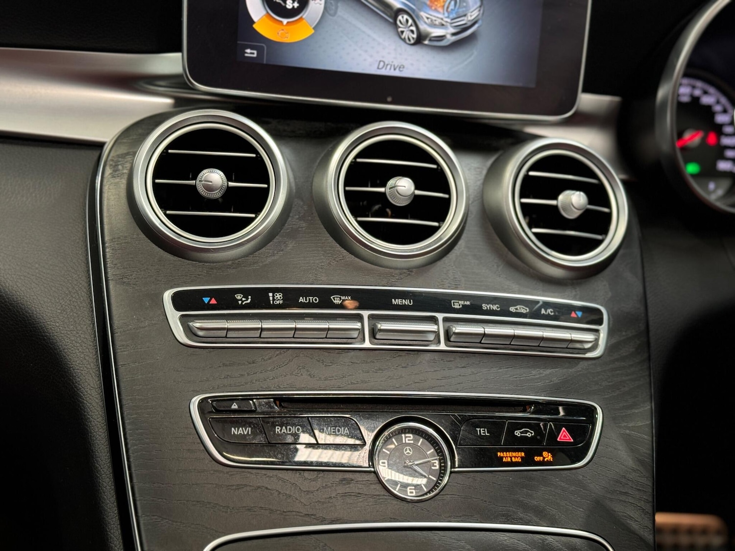Used Mercedes-Benz C Class 2017 for sale - 76240053: Photo 23
