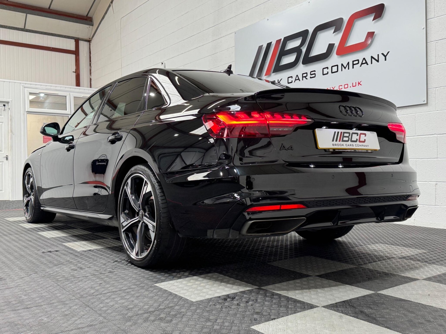 Used Audi A4 2023 for sale - 76377407: Photo 4