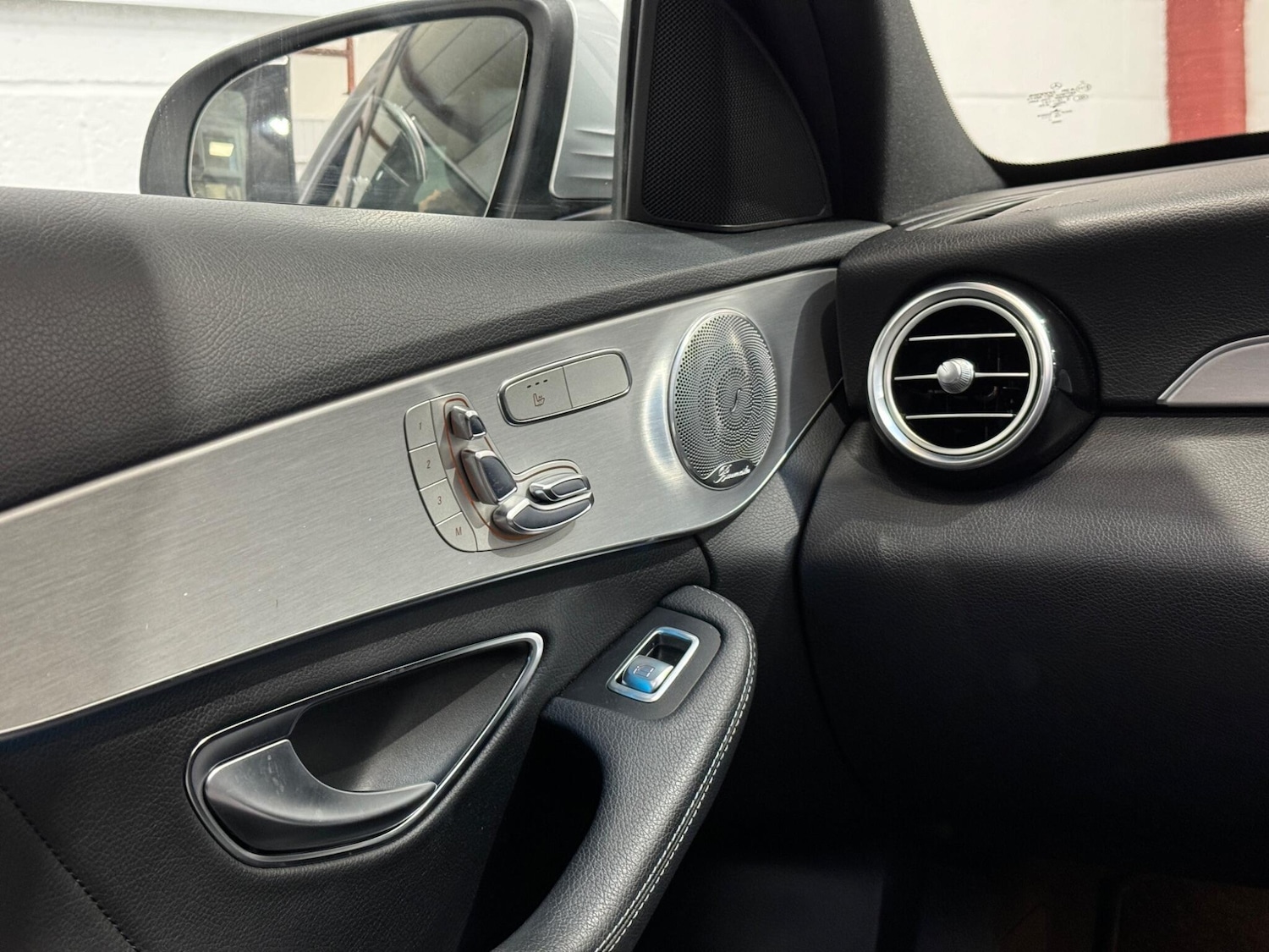 Used Mercedes-Benz C Class for sale - 76801502: Photo 32