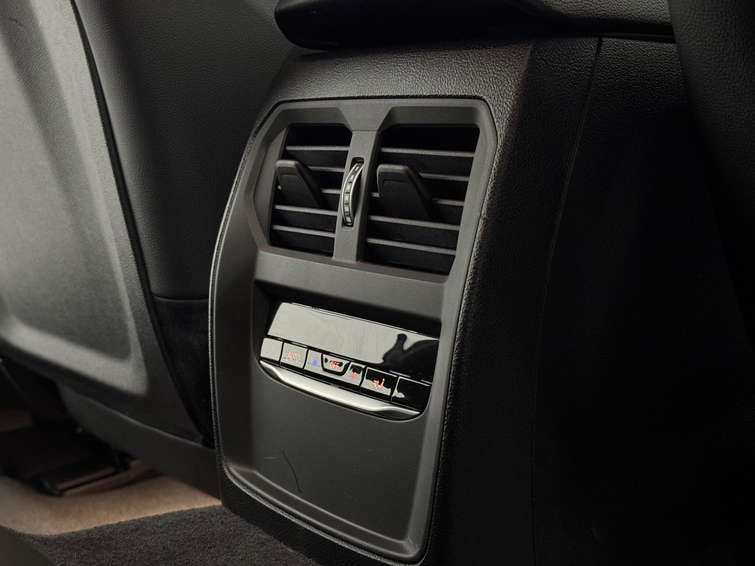 Used BMW i4 2022 for sale - 76457477: Photo 16