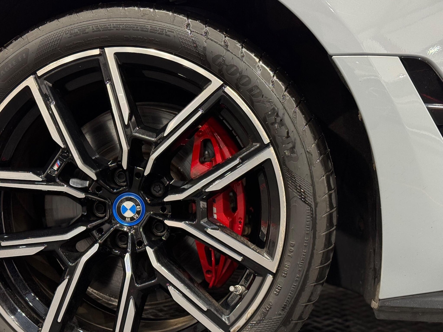 Used BMW i4 2022 for sale - 76457477: Photo 43