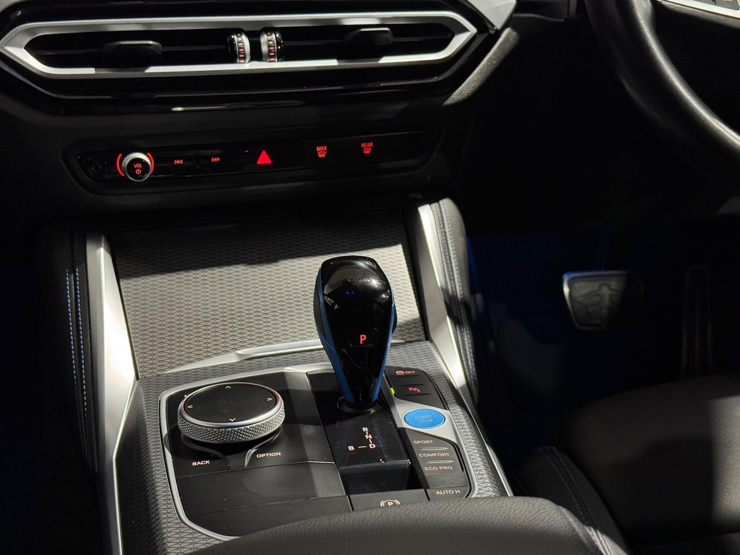 Used BMW i4 2022 for sale - 76457477: Photo 64