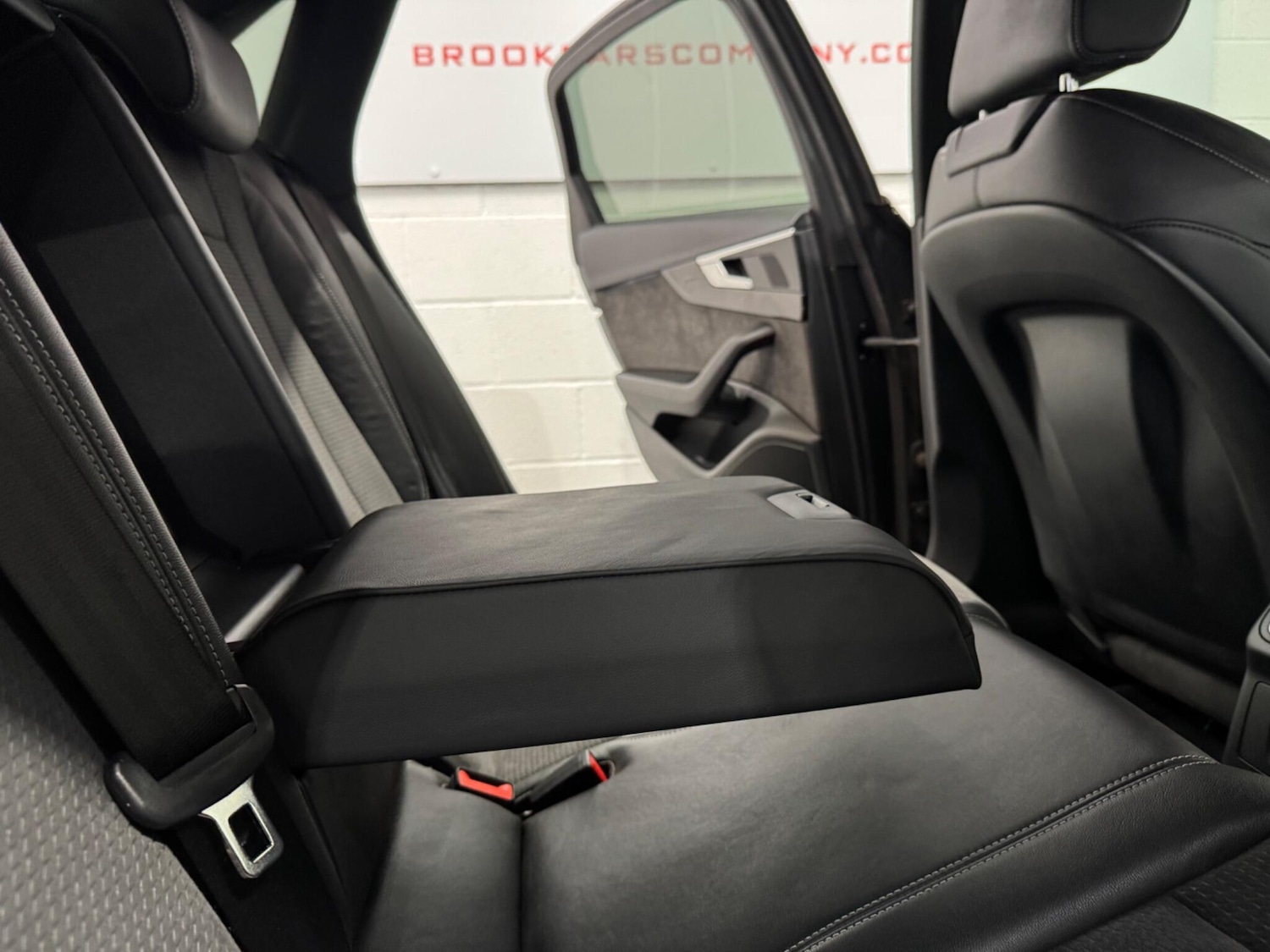 Used Audi A4 2019 for sale - 76189956: Photo 38