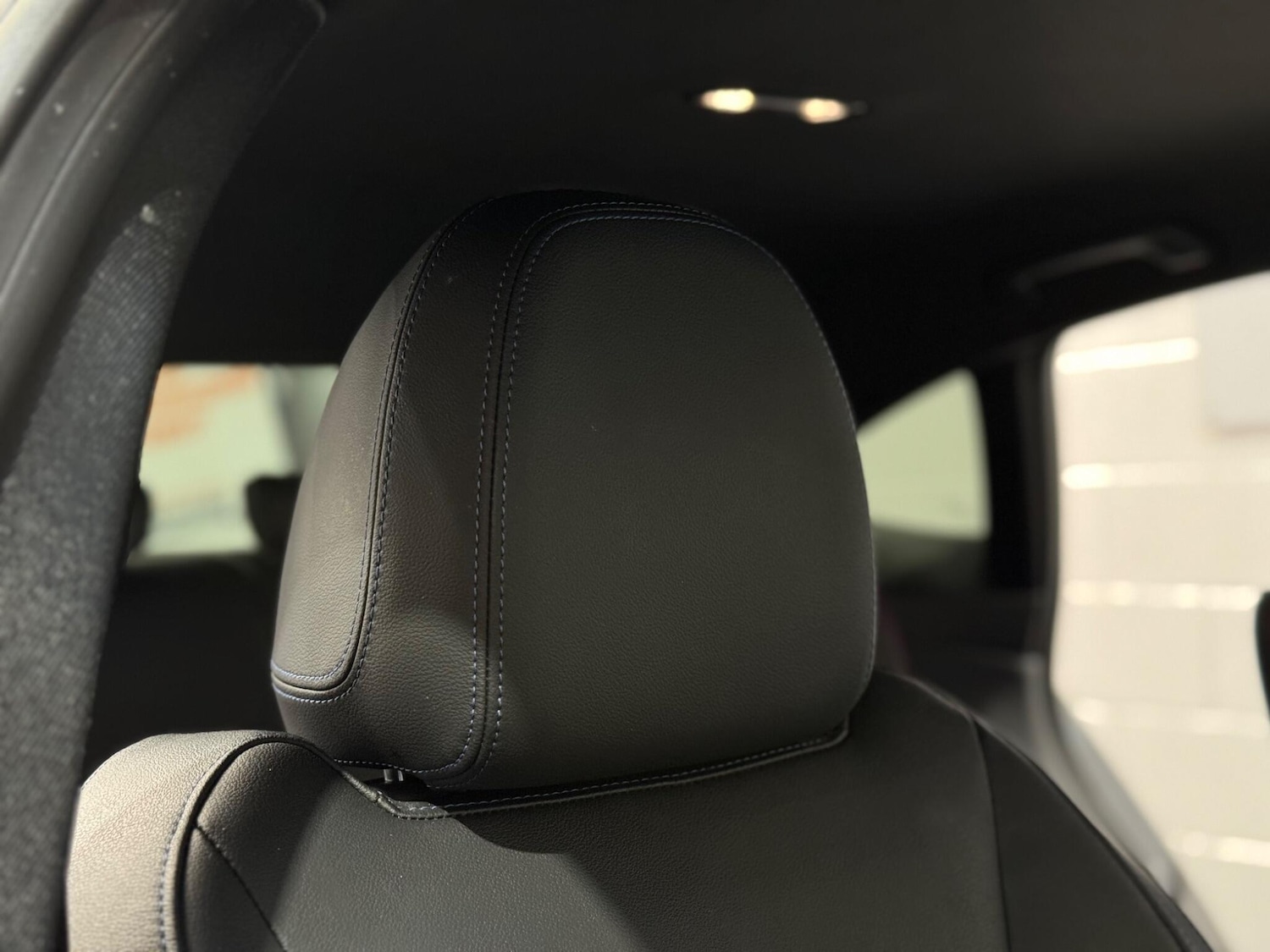 Used BMW i4 2022 for sale - 76633185: Photo 47