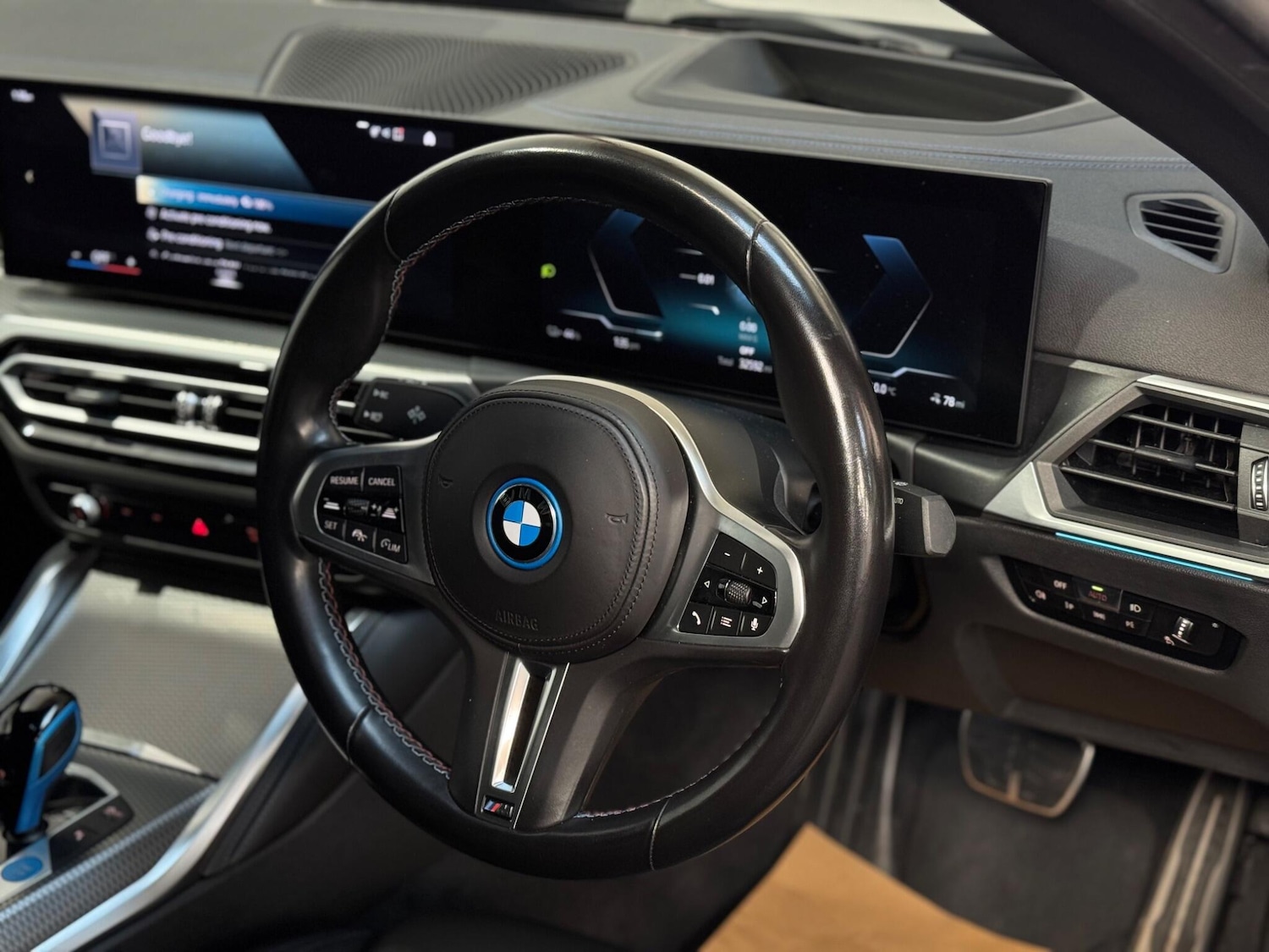 Used BMW i4 2022 for sale - 76633185: Photo 56