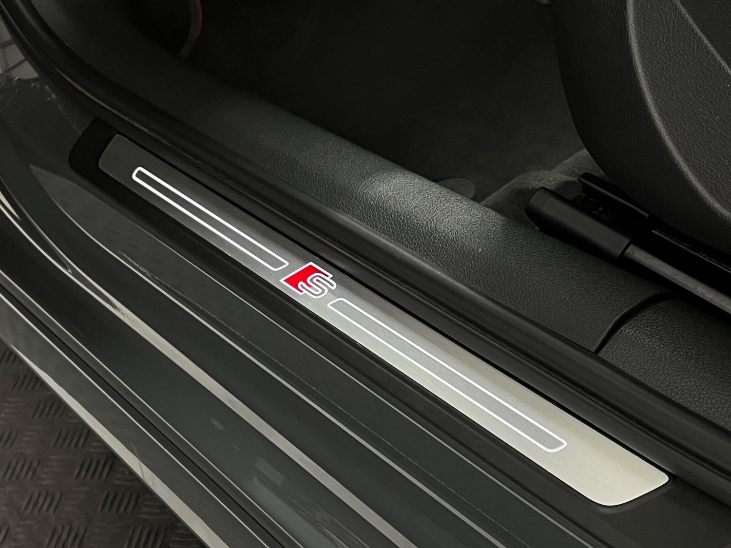 Used Audi S3 for sale - 77977826: Photo 65