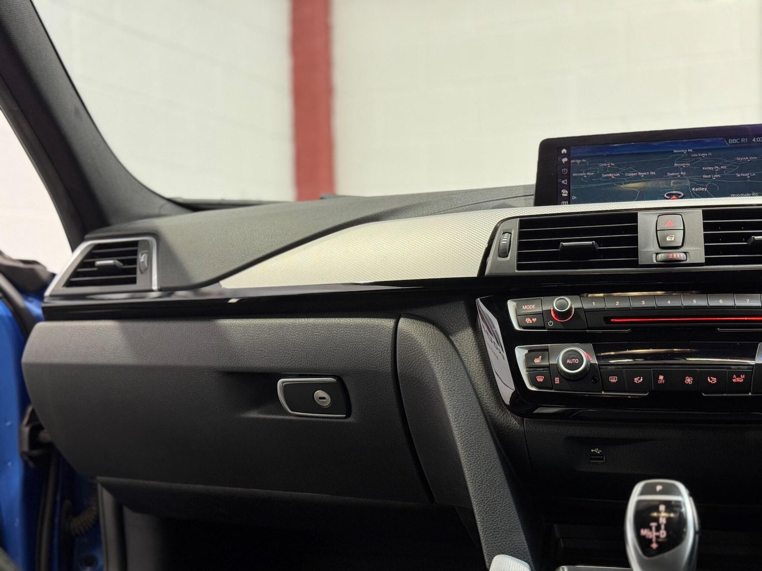 Used BMW 3 Series 2017 for sale - 76371409: Photo 44
