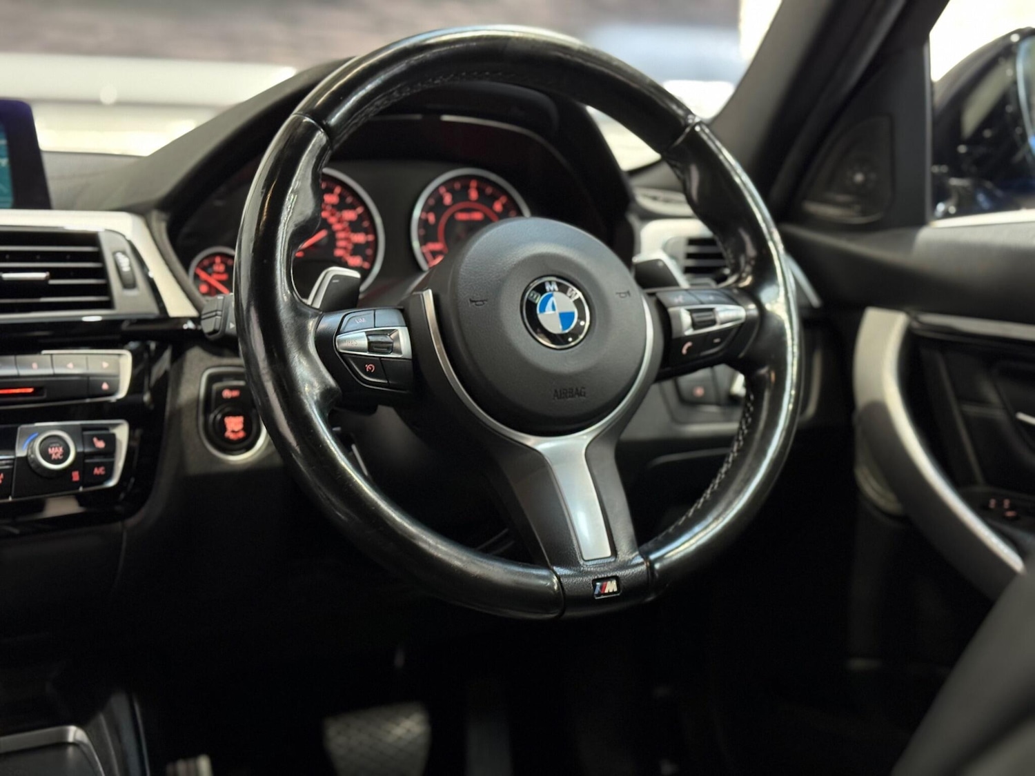 Used BMW 3 Series 2017 for sale - 76371409: Photo 62