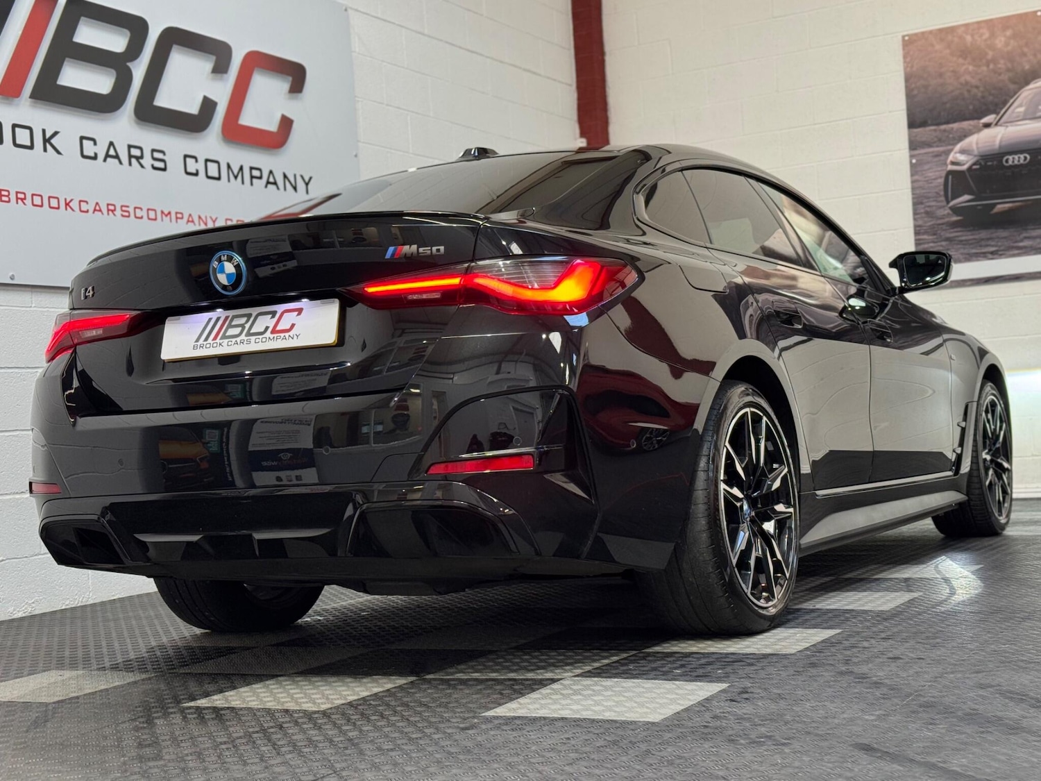 Used BMW i4 2023 for sale - 77550223: Photo 3