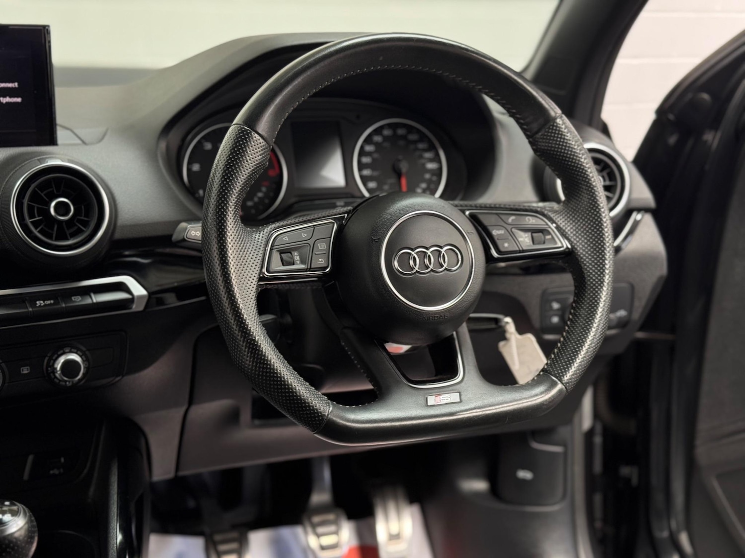 Used Audi Q2 for sale - 77824885: Photo 64