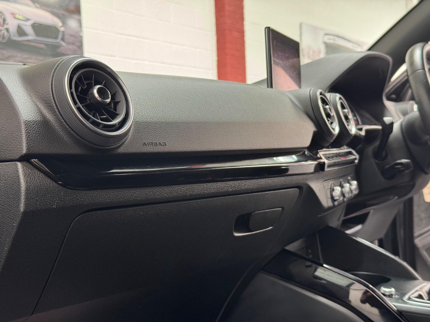 Used Audi Q2 2019 for sale - 76942534: Photo 36