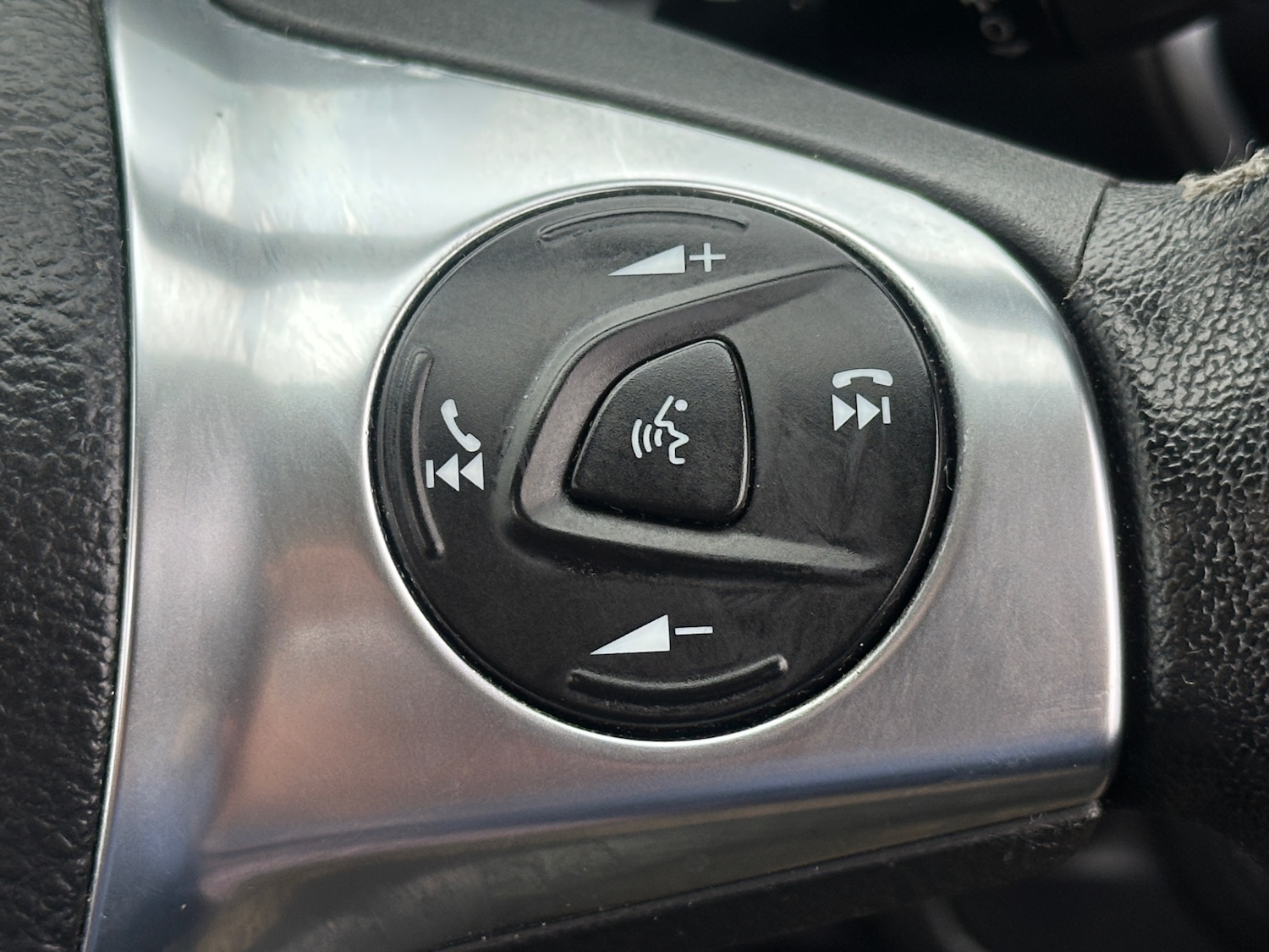 Used Ford Kuga 2014 for sale - 76727070: Photo 49