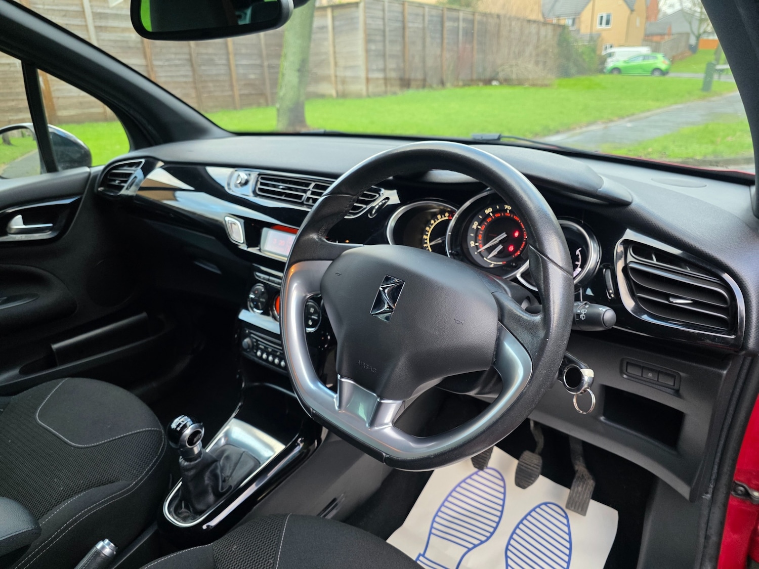 Used Citroen DS3 2015 for sale - 77400210: Photo 15