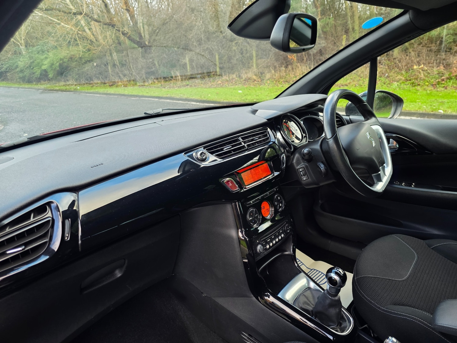 Used Citroen DS3 2015 for sale - 77400210: Photo 18