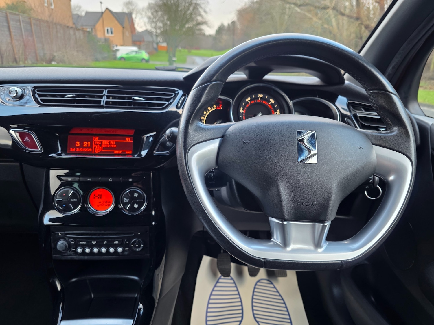 Used Citroen DS3 2015 for sale - 77400210: Photo 21