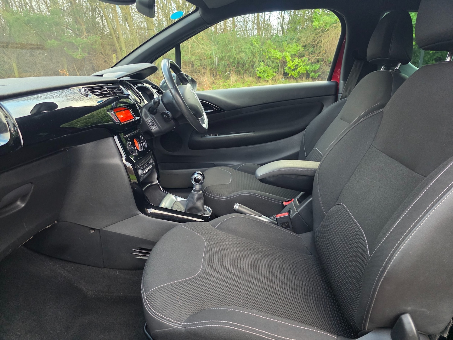 Used Citroen DS3 2015 for sale - 77400210: Photo 30