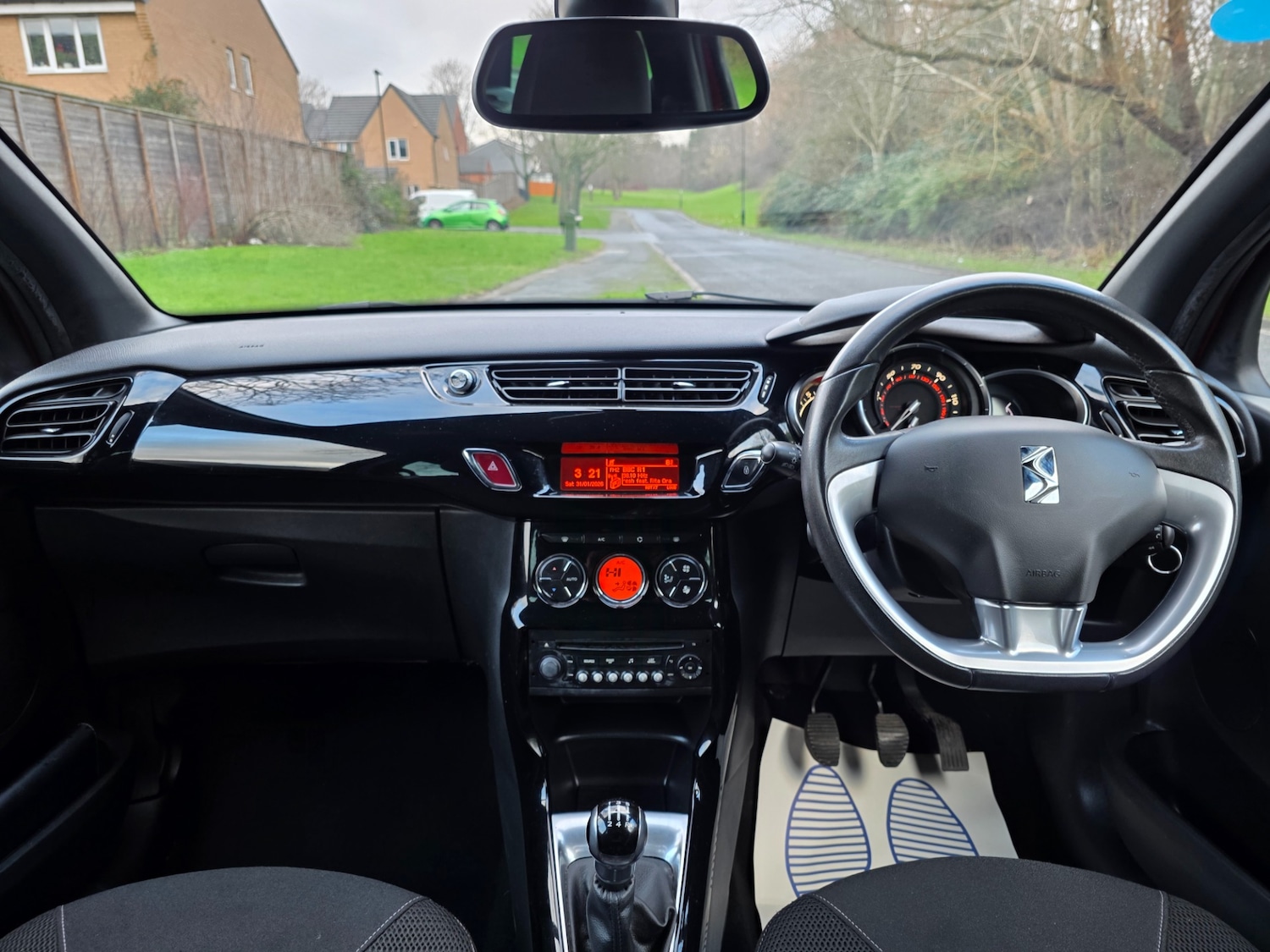 Used Citroen DS3 2015 for sale - 77400210: Photo 5