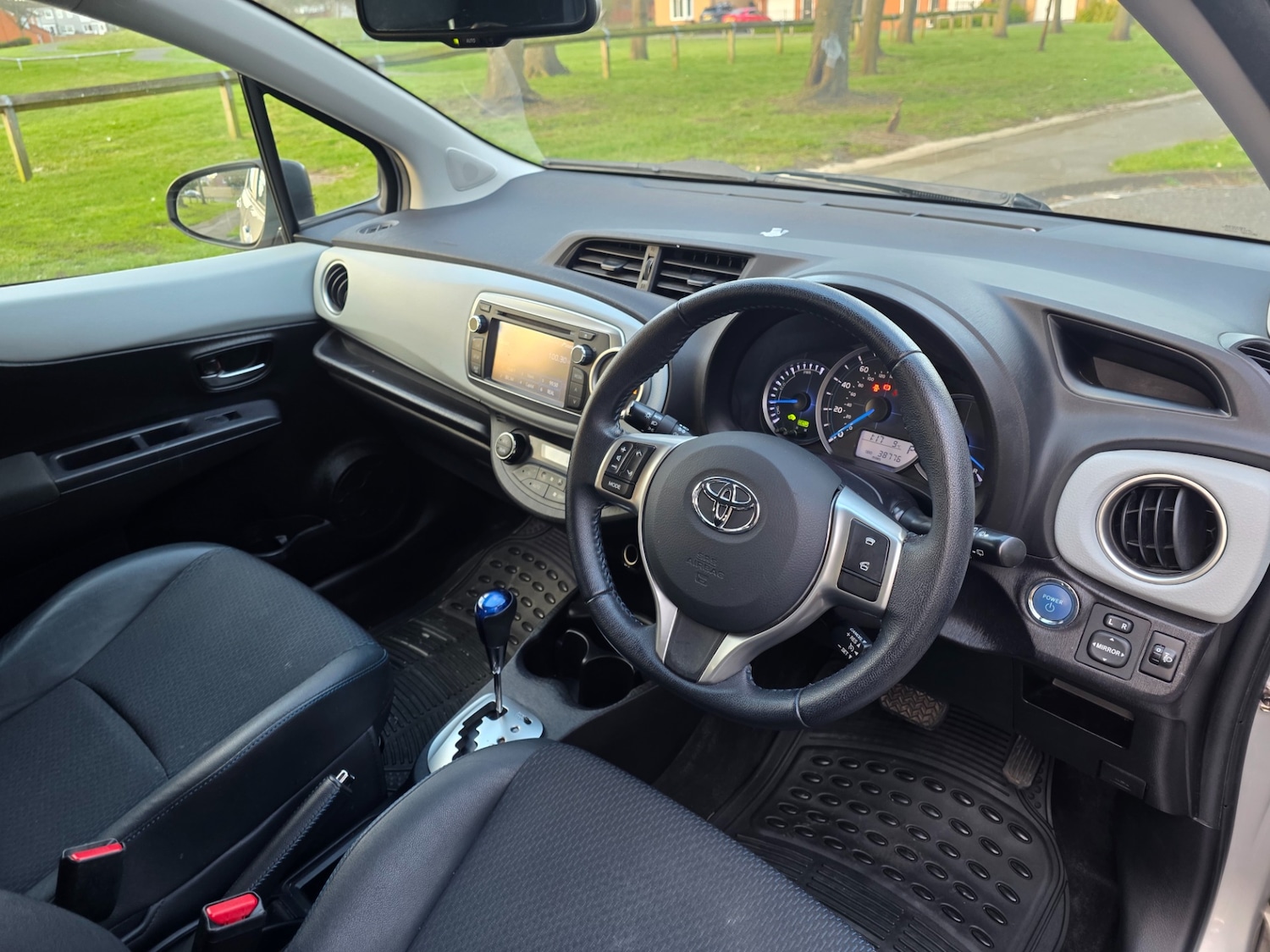 Used Toyota Yaris 2014 for sale - 78102567: Photo 13