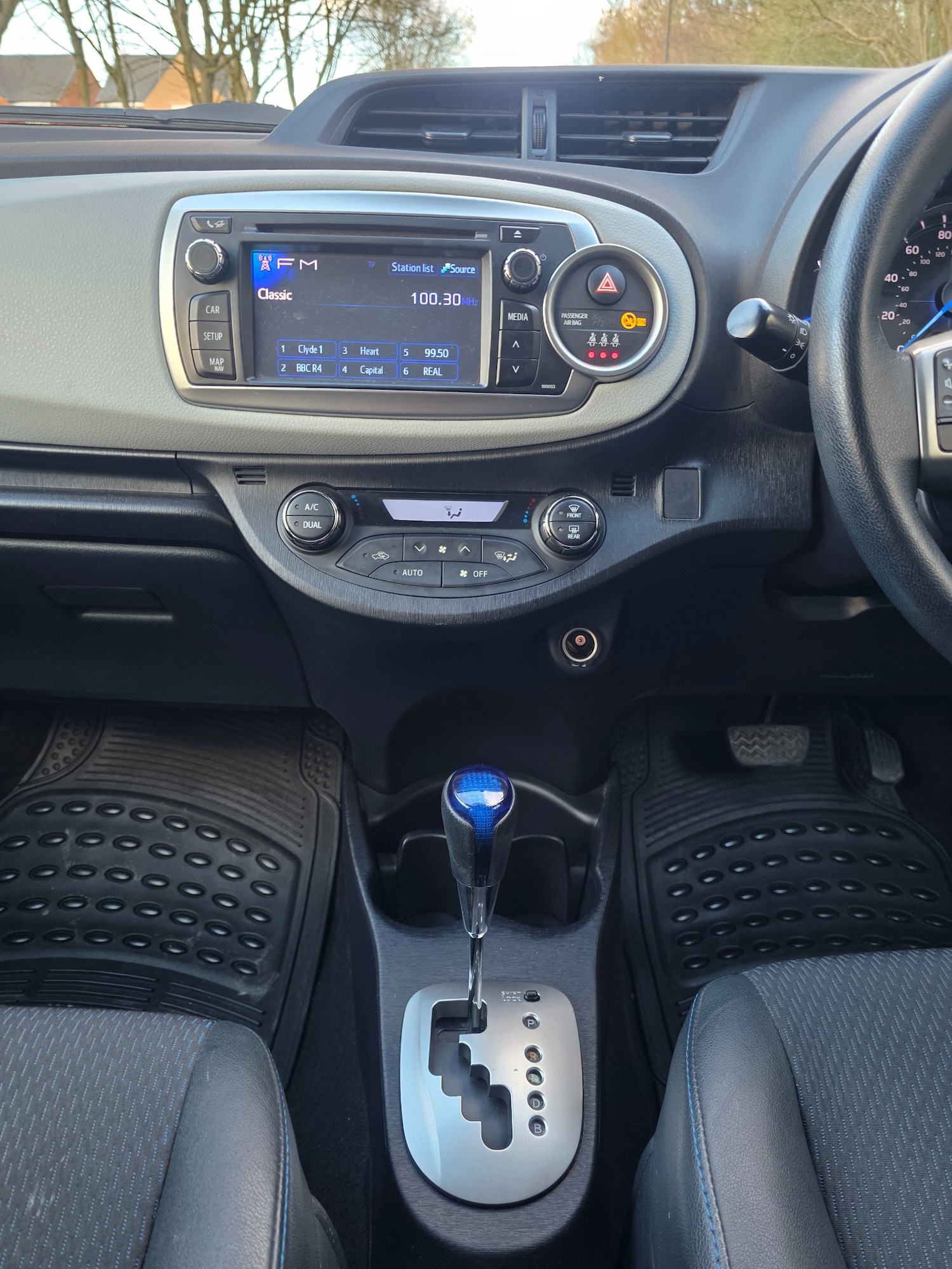 Used Toyota Yaris 2014 for sale - 78102567: Photo 25