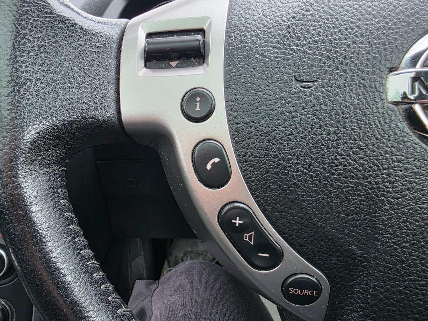 Used Nissan Qashqai 2014 for sale - 77370868: Photo 45