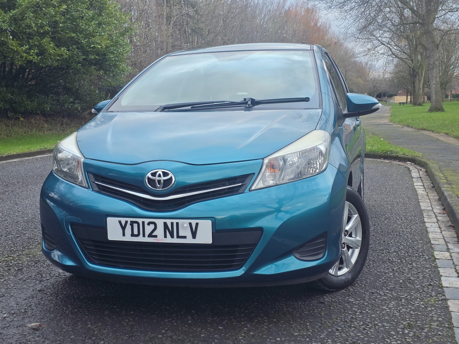 Used Toyota Yaris 2012 for sale - 77292696: Photo 1