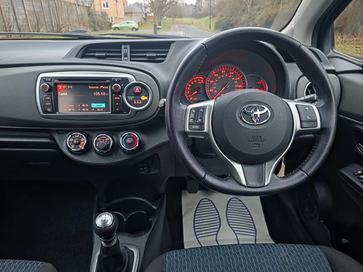 Used Toyota Yaris 2012 for sale - 77292696: Photo 11