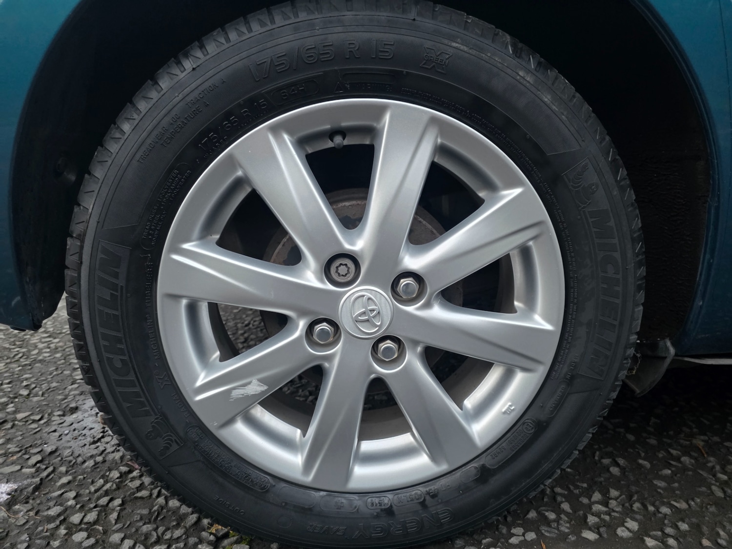 Used Toyota Yaris 2012 for sale - 77292696: Photo 19