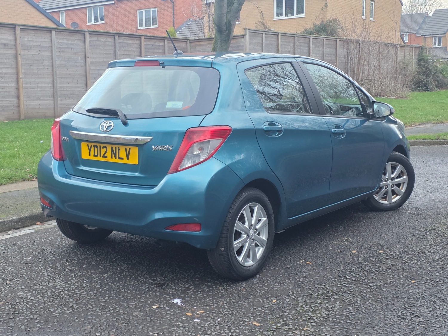 Used Toyota Yaris 2012 for sale - 77292696: Photo 23