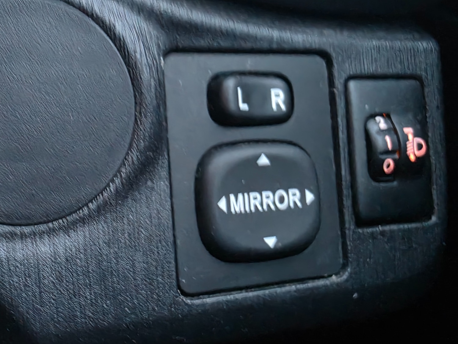 Used Toyota Yaris 2012 for sale - 77292696: Photo 38