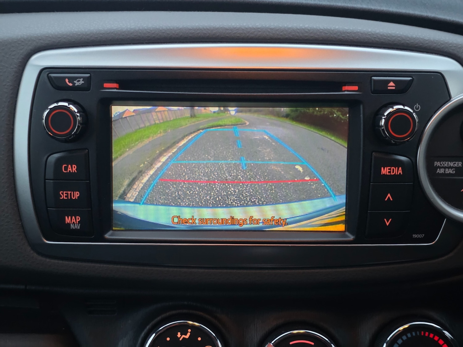 Used Toyota Yaris 2012 for sale - 77292696: Photo 9