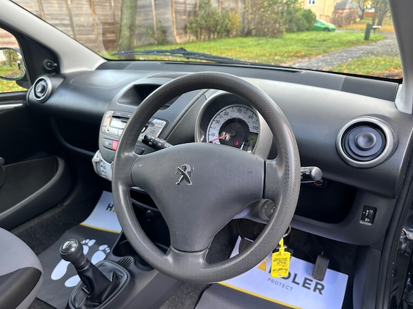 Used Peugeot 107 2013 for sale - 76335258: Photo 31