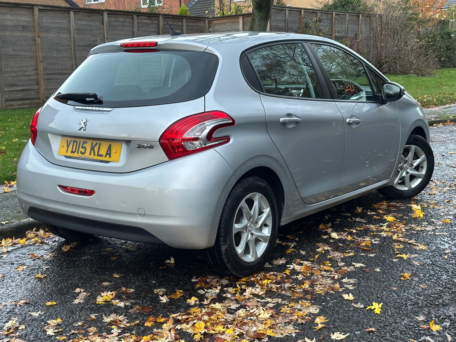 Used Peugeot 208 2015 for sale - 76563912: Photo 16