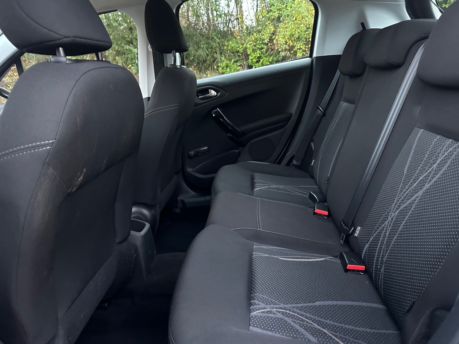 Used Peugeot 208 2015 for sale - 76563912: Photo 35