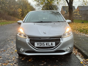 Used Peugeot 208 2015 for sale - 76563912: Photo