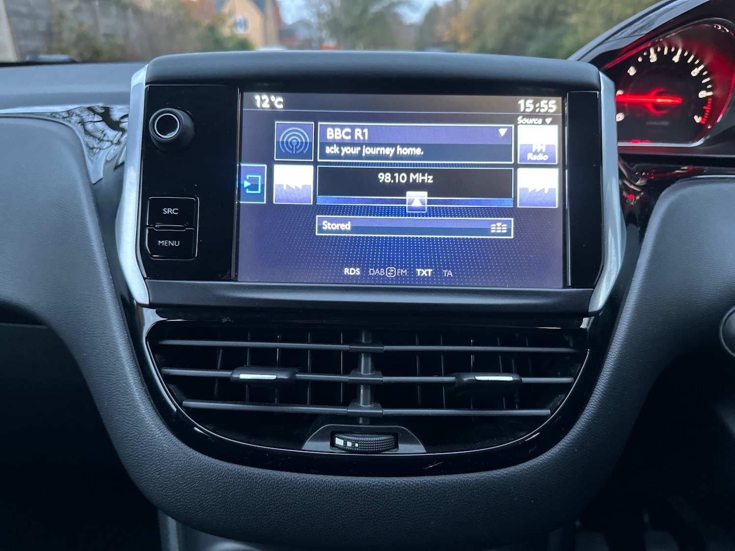 Used Peugeot 208 2015 for sale - 76563912: Photo 40