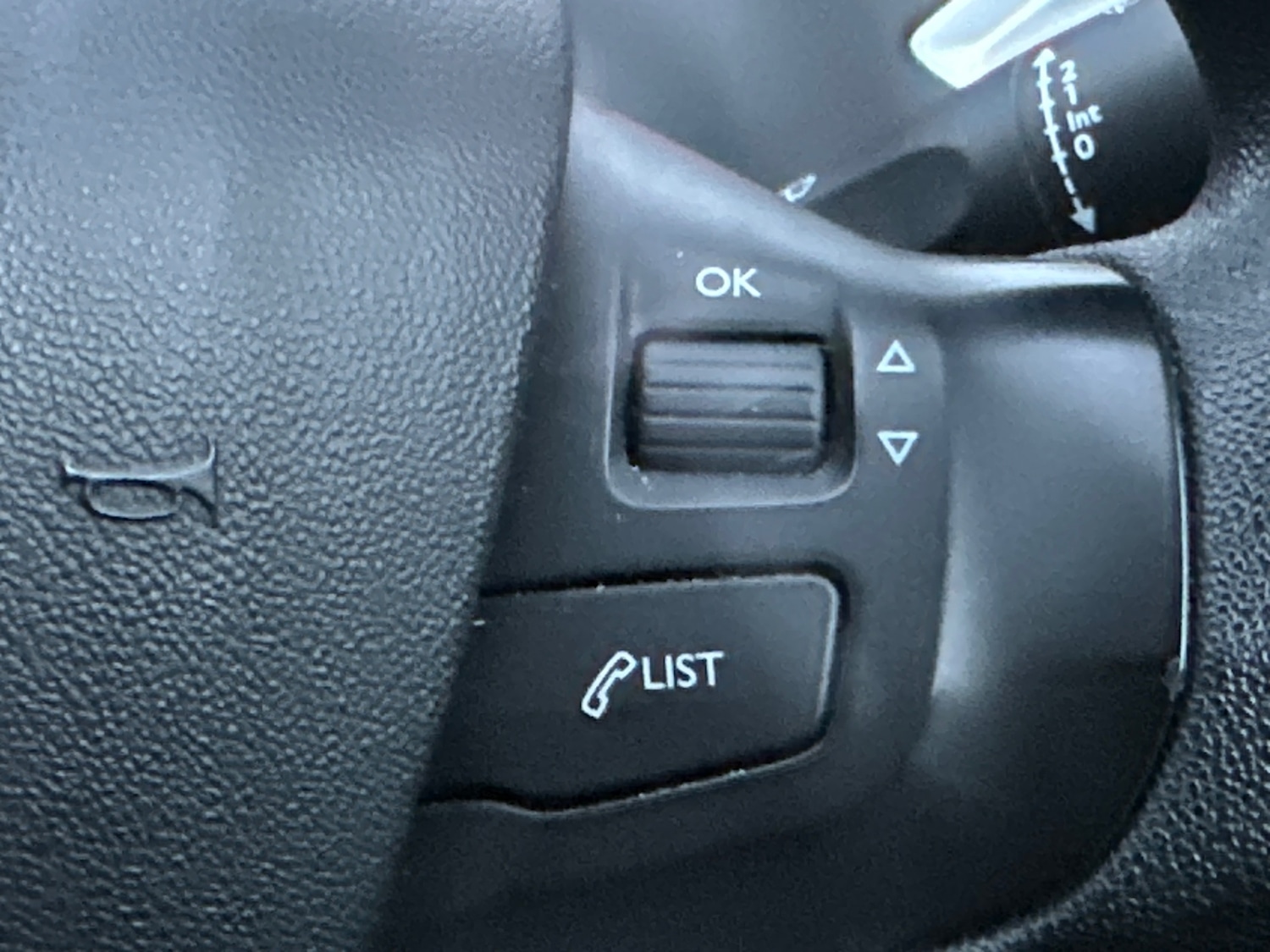 Used Peugeot 208 2015 for sale - 76563912: Photo 41