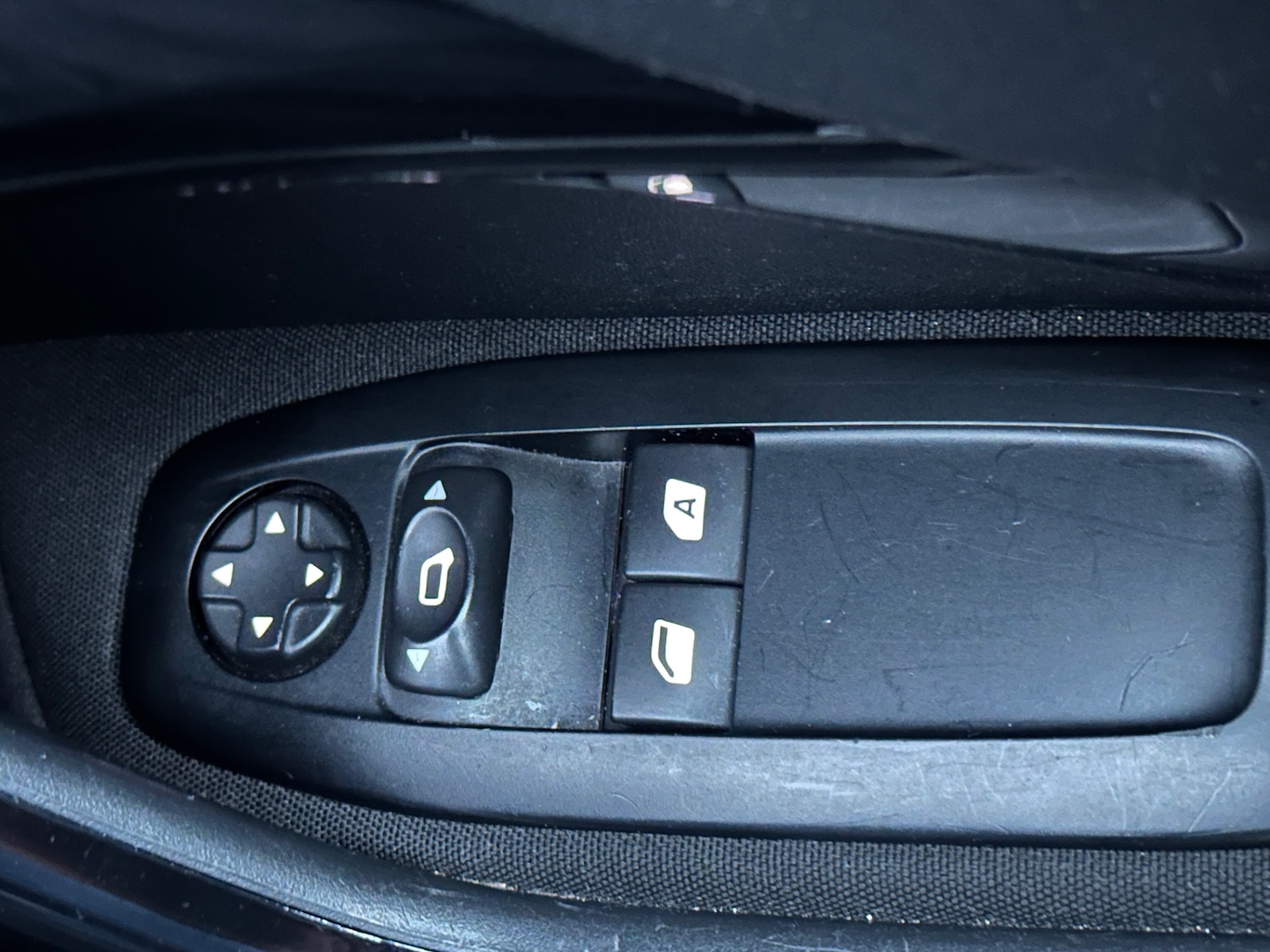 Used Peugeot 208 2015 for sale - 76563912: Photo 46